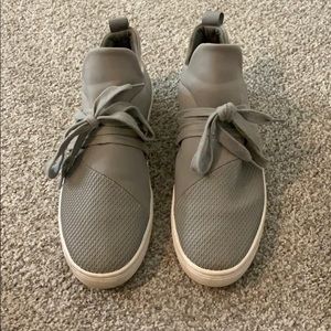 Steve Madden Lancer Sneaker